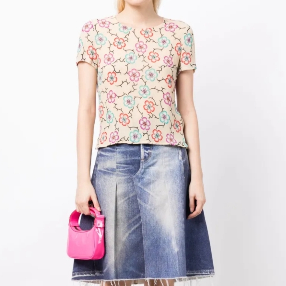 CHANEL Cream Floral Short-Sleeve Blouse with Pink Orange Green Flowers - Picture 10 of 14